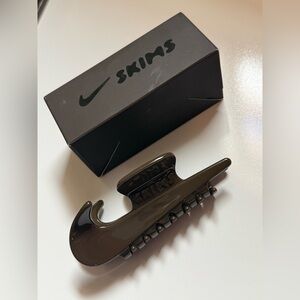 NikeSkims Nike x Skims Brown Hair Clip *limited edition* Pop Up Store Exclusive